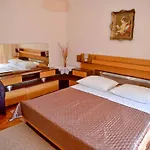 Apartments&rooms Antonio *