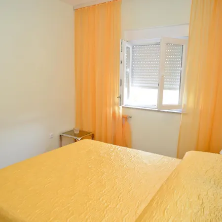 Apartman And Antonio
