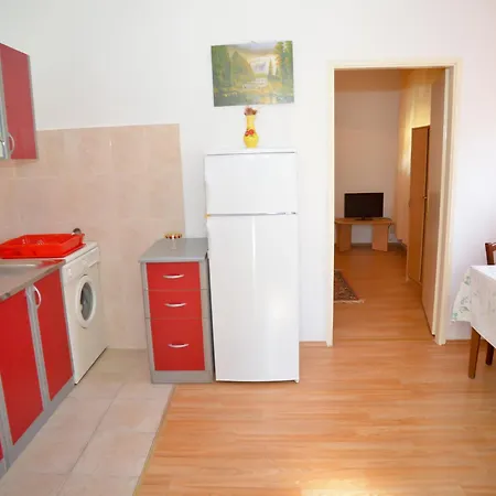 Apartment And Antonio