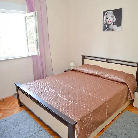 Apartmán And Antonio *