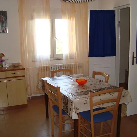 Apartment And Antonio Zadar