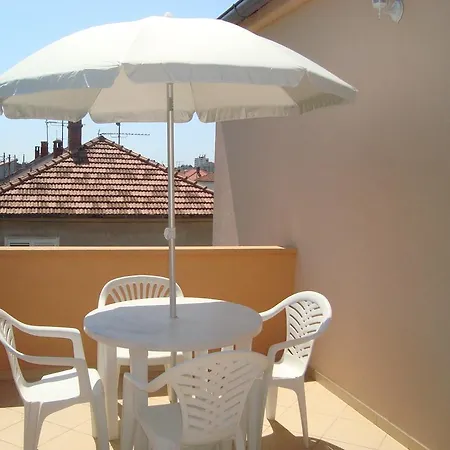 Apartment And Antonio